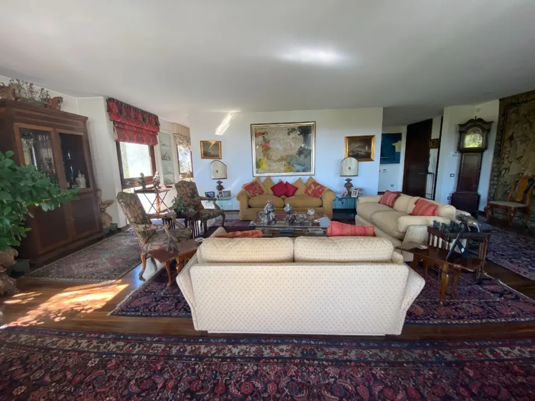 D_703027-MLC86408699034_062025-F DEPARTAMENTO DE LUJO EN VENTA VIA AURORA | VITACURA