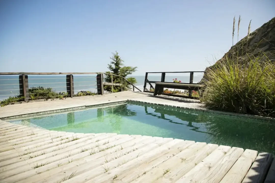 EXCLUSIVA CASA EN PRIMERA LINEA | MATANZAS