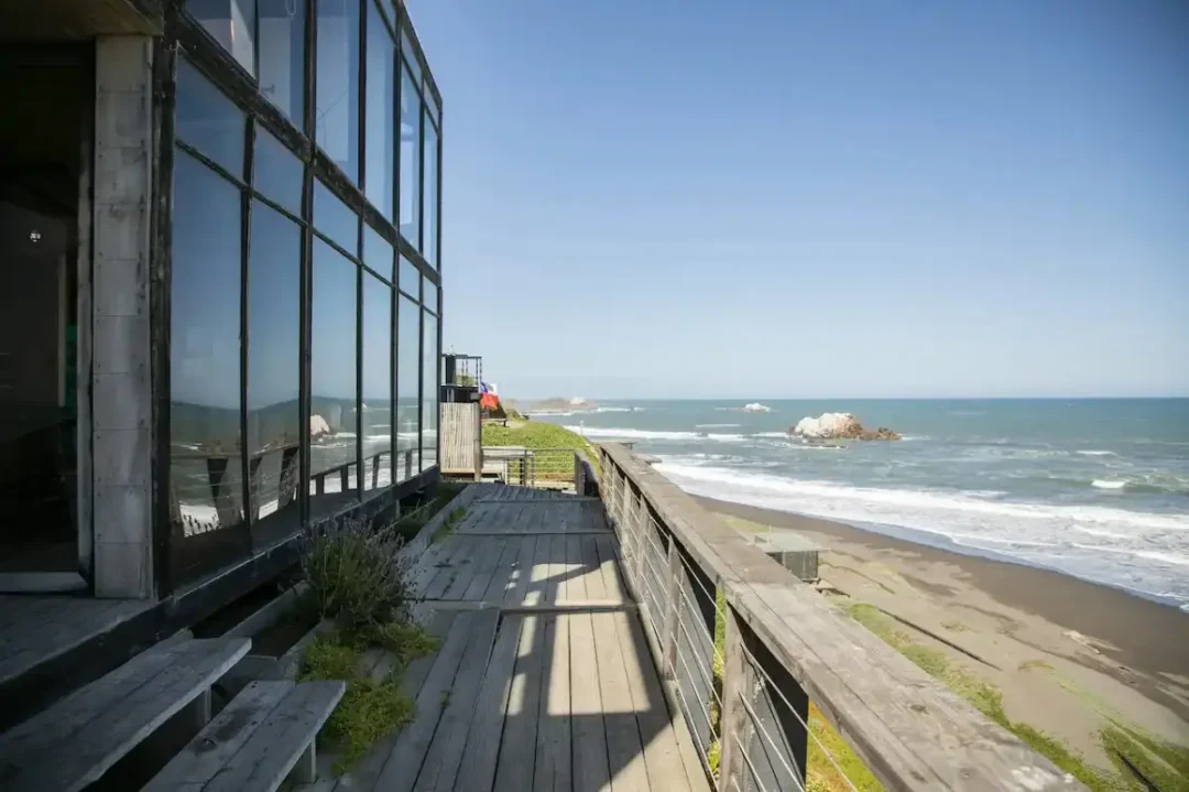 EXCLUSIVA CASA EN PRIMERA LINEA | MATANZAS