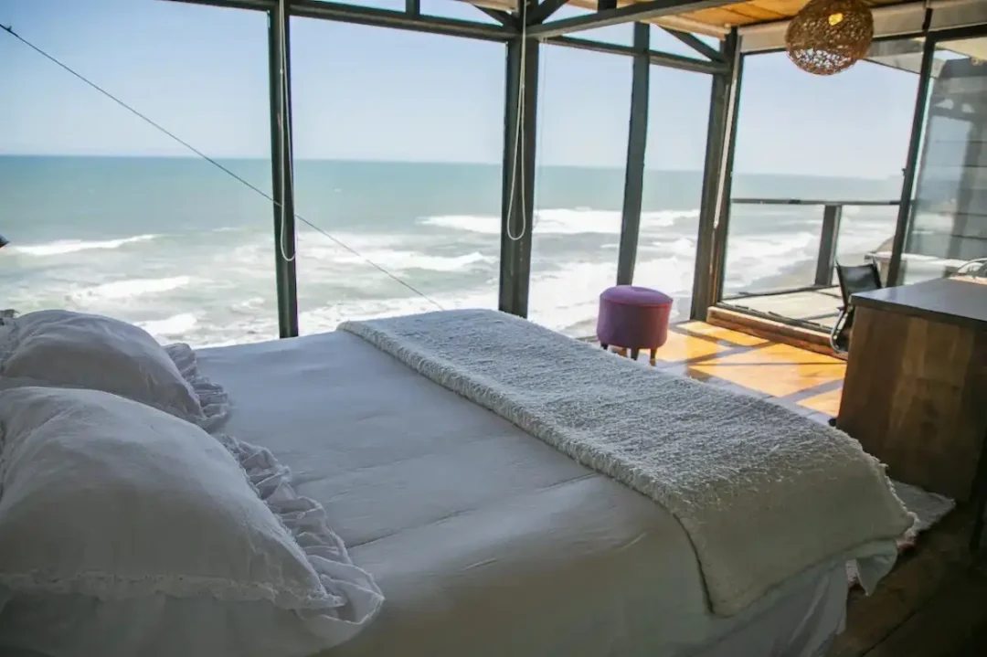 EXCLUSIVA CASA EN PRIMERA LINEA | MATANZAS