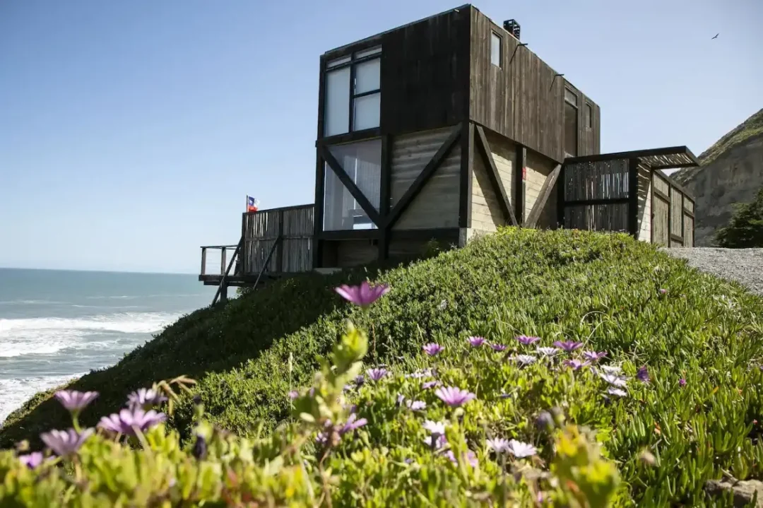 EXCLUSIVA CASA EN PRIMERA LINEA | MATANZAS