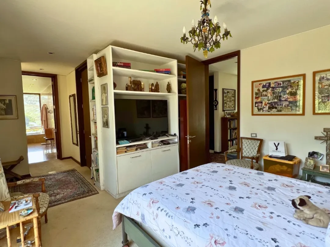 D_983781-MLC86727950963_062025-F DEPARTAMENTO DE LUJO EN VENTA VIA AURORA | VITACURA