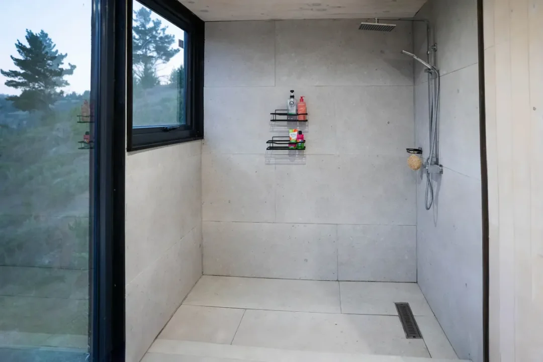 VENTA ESPECTACULAR CASA EN BAJO EL AZUL | MATANZAS