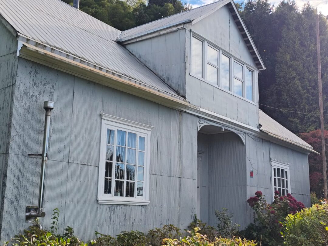 CASONA DE COLONOS EN FRUTILLAR BAJO - 1,47 Ha