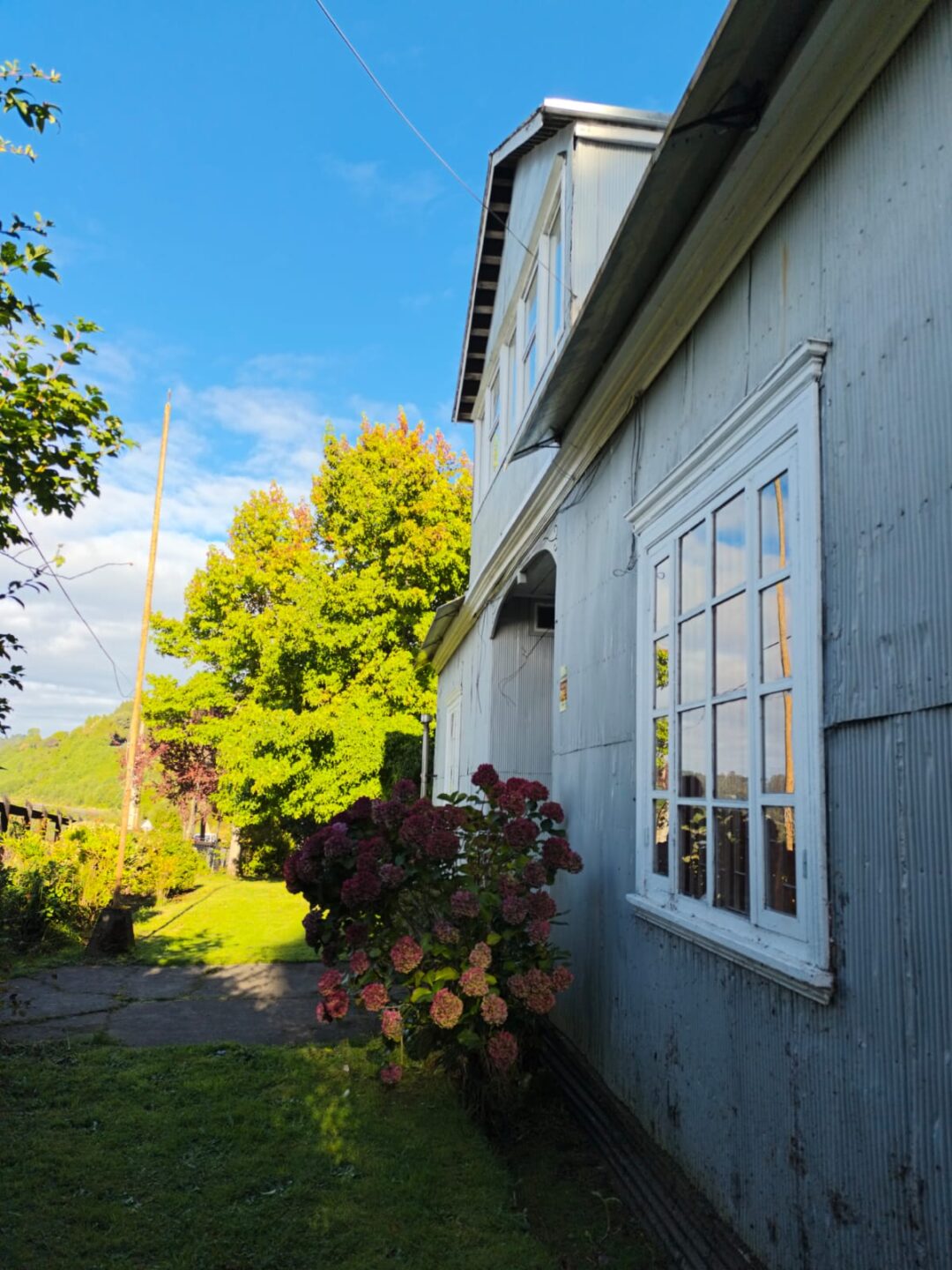 CASONA DE COLONOS EN FRUTILLAR BAJO - 1,47 Ha