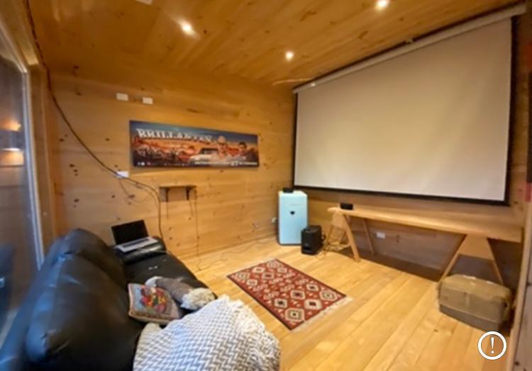 ESPECTACULAR CASA EN LAGO HUILLINCO | CHILOE